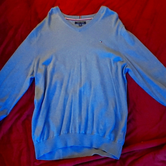 Tommy hillfigure V neck sweater - Picture 1 of 4